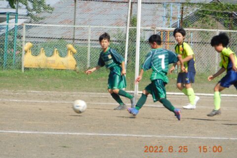 2022.06.25　（５）６年生　Ｕ－１２練習試合　〇ベストメンバー／（勝）２－０　〇ＭＩＸメンバー／（負）０－６　vs　Peace United FC Ｕ－１２（東京都府中市）