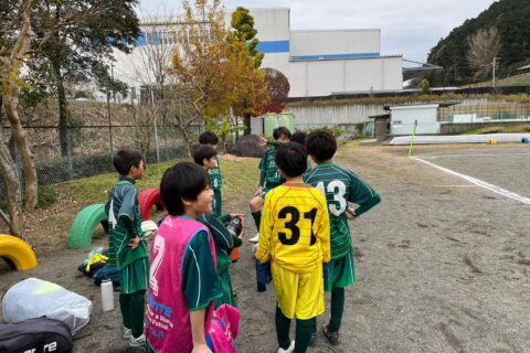 2022.12.17　【相模原市少年サッカーリーグ】　（５）６年生　Ｕ-１２／（負）１－２　ＴＲＭ（負）１ー４　vs　大沼ＳＳＳ　Ｕ-１２（相模原市）